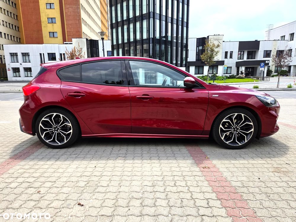 Ford Focus 1.5 EcoBlue Start-Stopp-System ST-LINE - 20