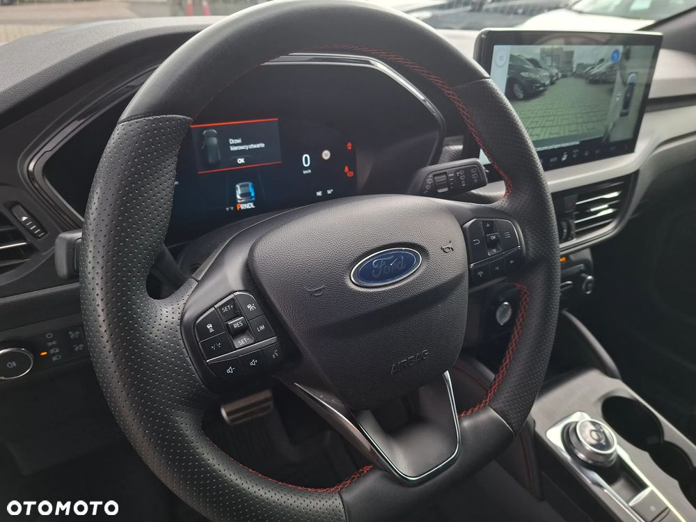 Ford Kuga - 8