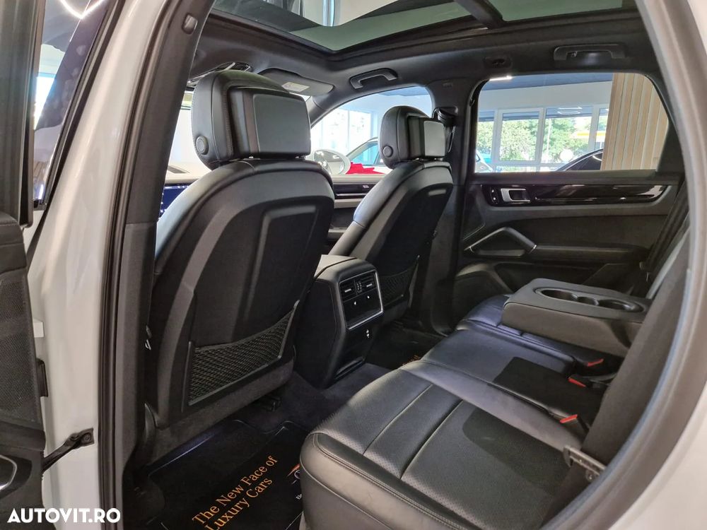 Porsche Cayenne Tiptronic S - 34