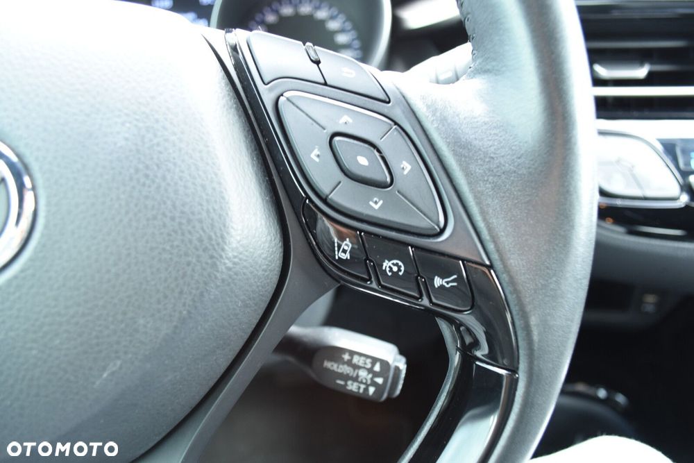 Toyota C-HR 1.8 Hybrid GPF Executive - 11
