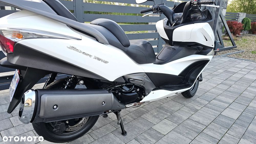 Honda SW-T400 - 9