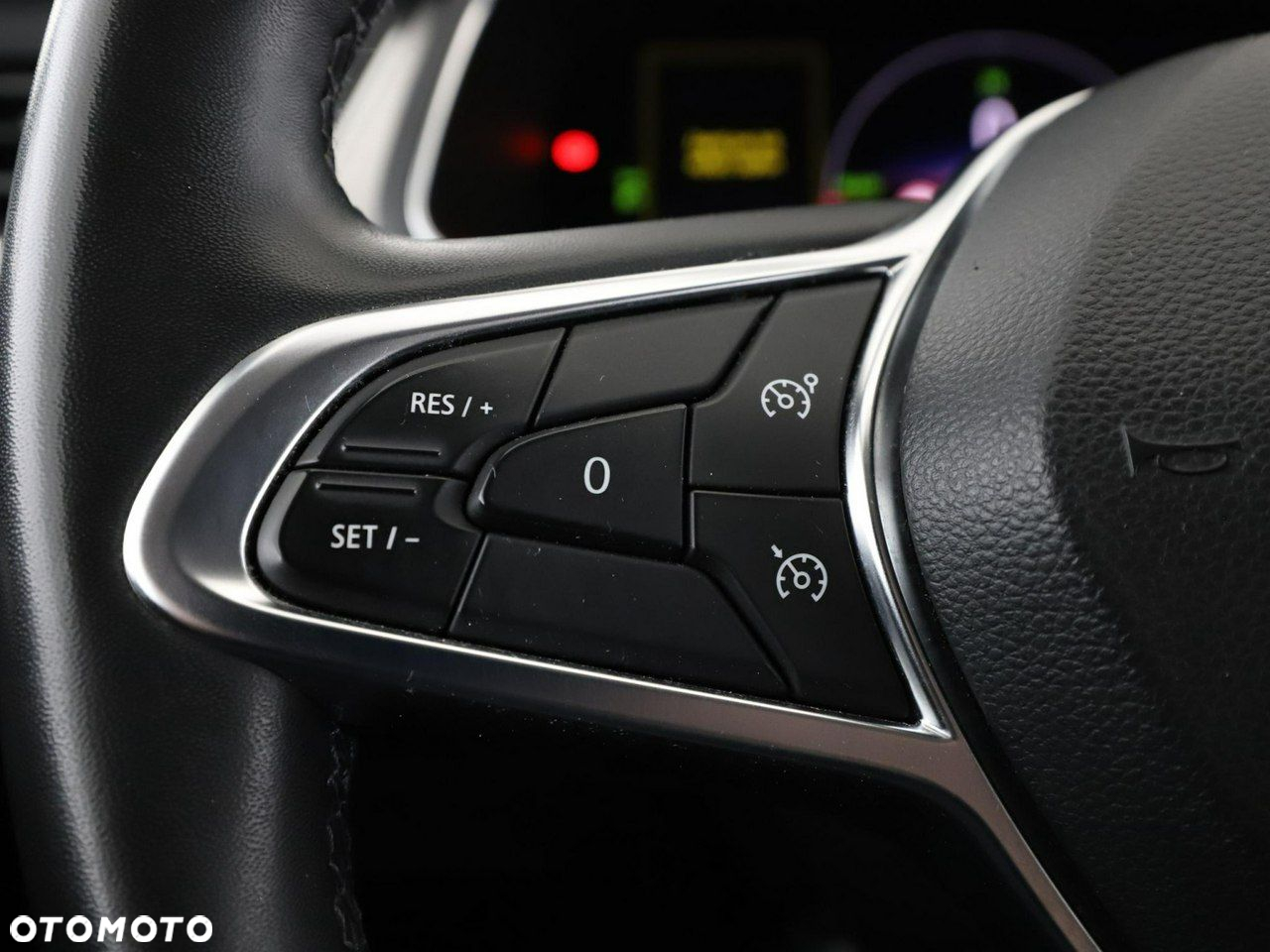 Renault Captur E-TECH PLUG-in 160 INTENS - 34