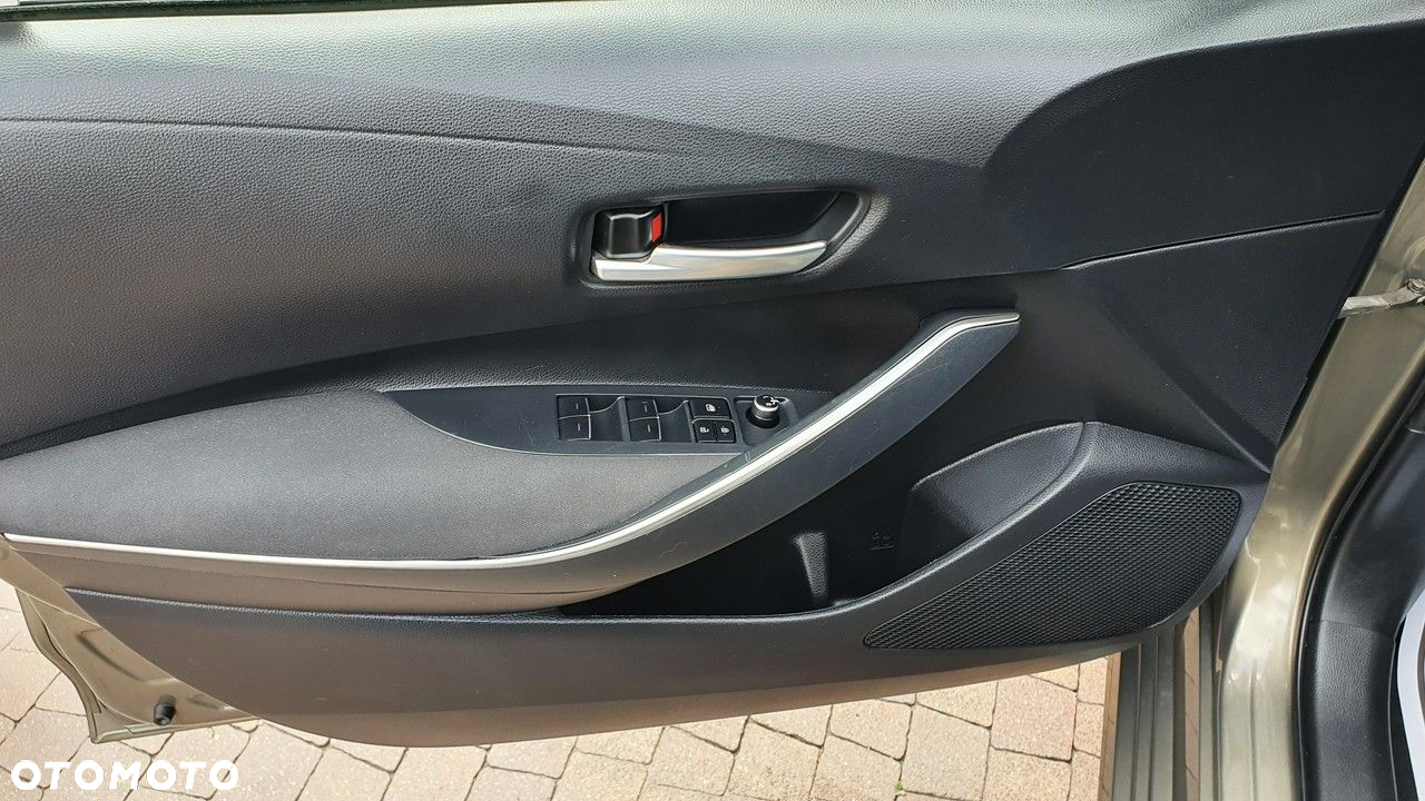 Toyota Corolla 1.6 Comfort - 26