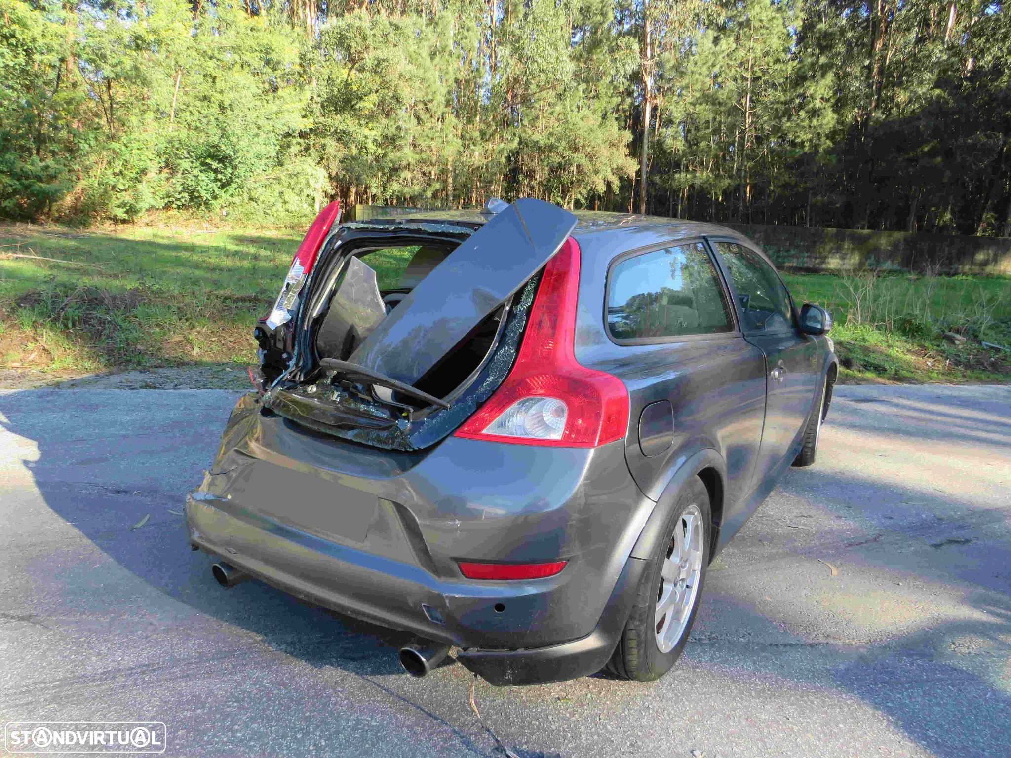 Volvo C30 1.6 D (109Cv) de 2010 - Peças Usadas (8827) - 4
