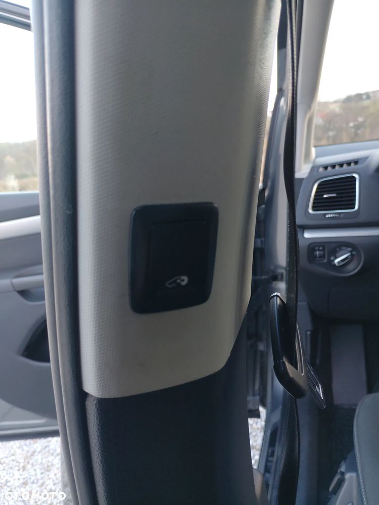 Volkswagen Sharan 2.0 TDI BlueMotion Technology Life - 23