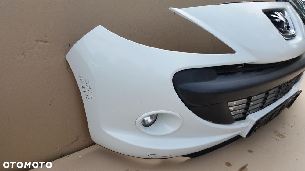 ZDERZAK PRZEDNI  PEUGEOT 206+ EWP  REMO - 3