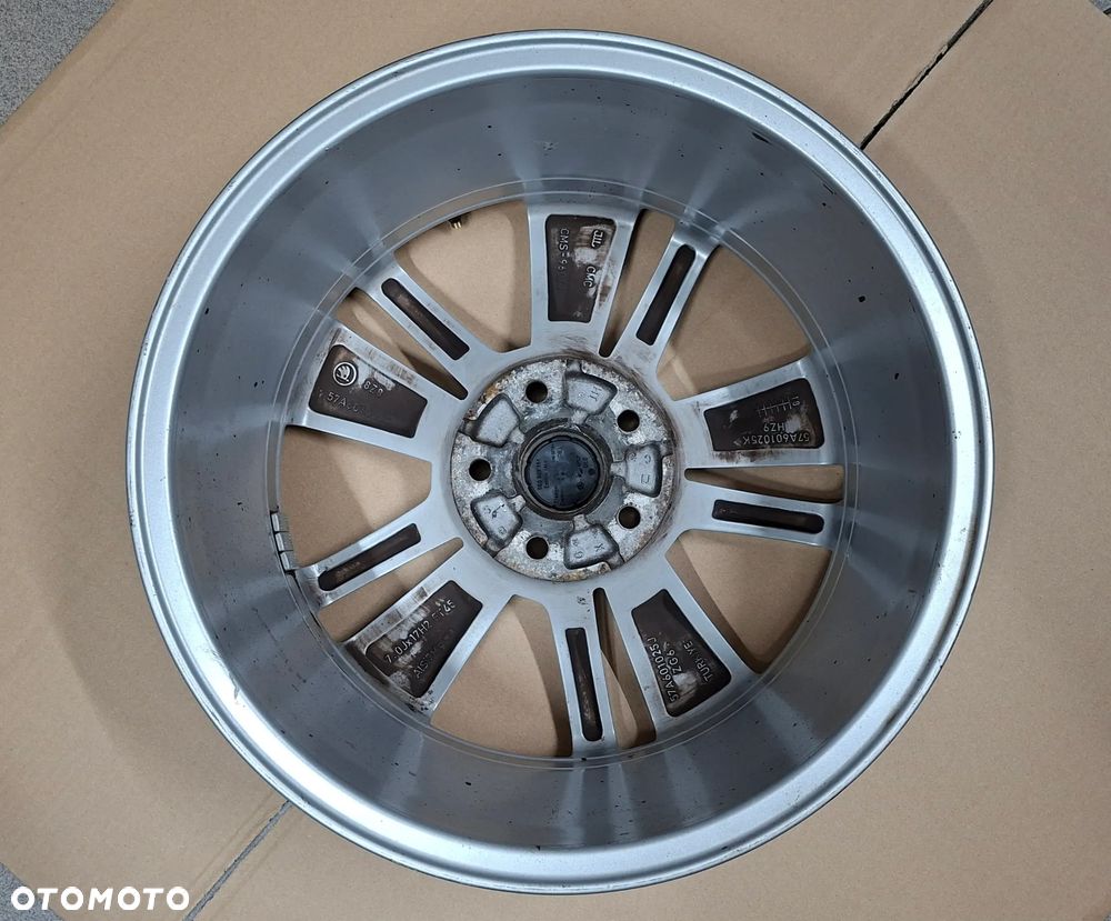 Felgi Aluminiowe 17 Skoda Karoq Kodiaq 5x112 ET 45 - 14