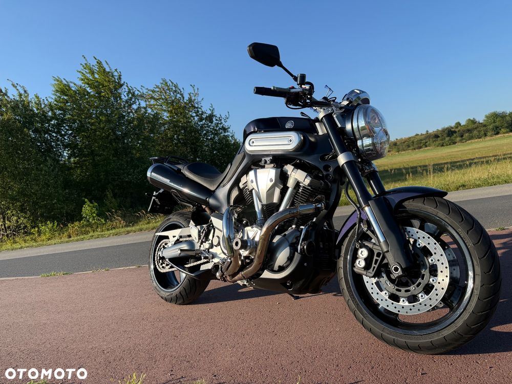 Yamaha MT - 16