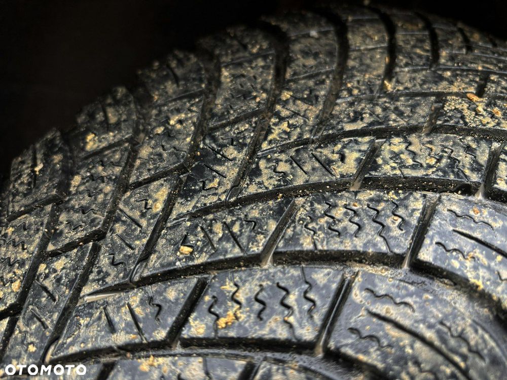 Volkswagen Golf 1.4 TSI BMT Highline - 6