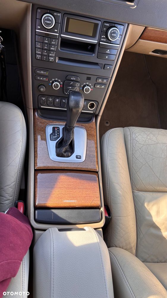 Volvo XC 90 3.2 Momentum - 13