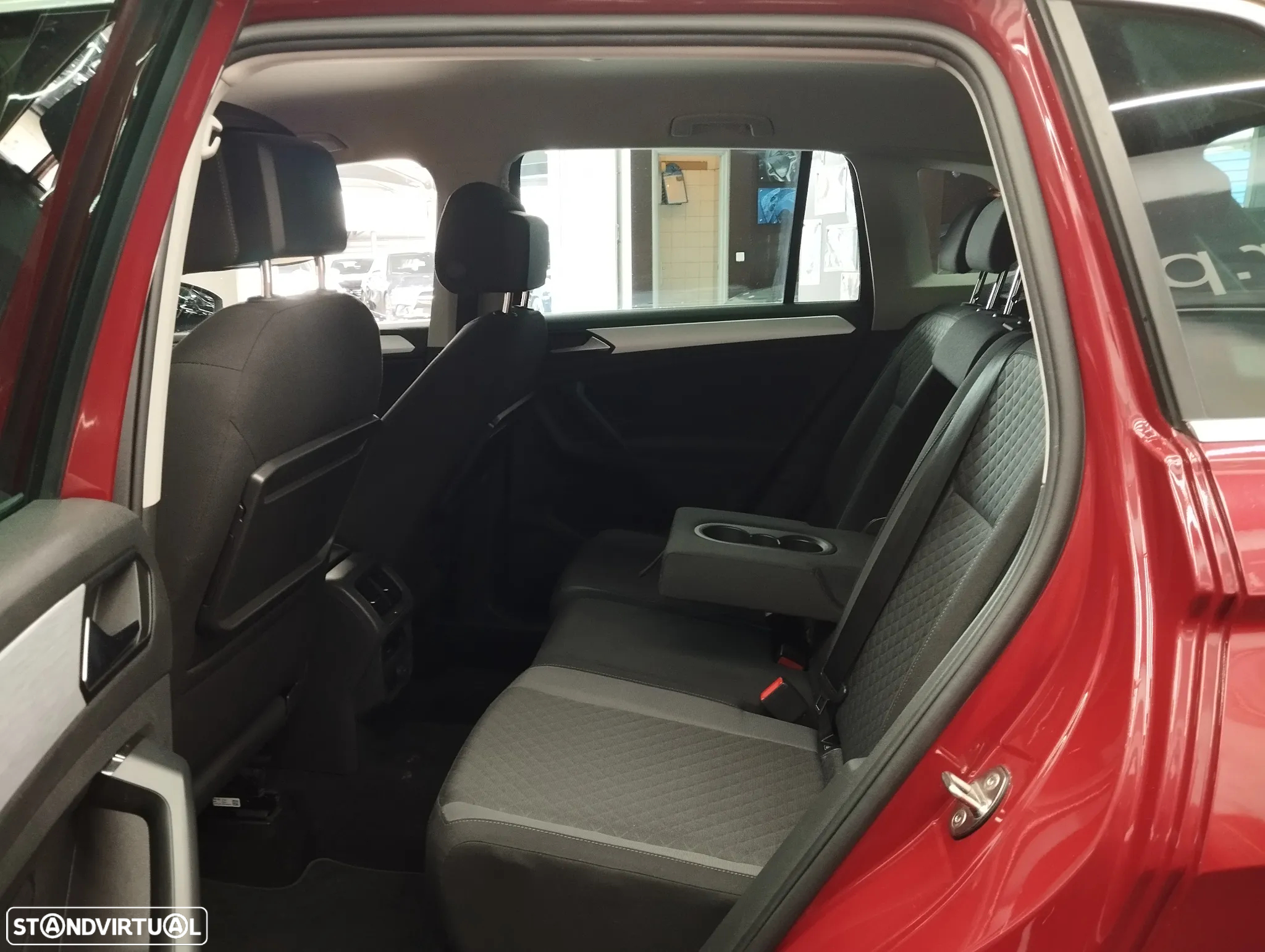 VW Tiguan 2.0 TDI Confortline - 12