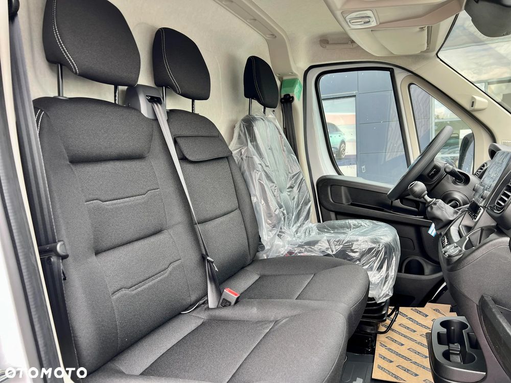 Peugeot Boxer Furgon L3H2 3.5T Heavy Diesel 2.2 140 KM - 16