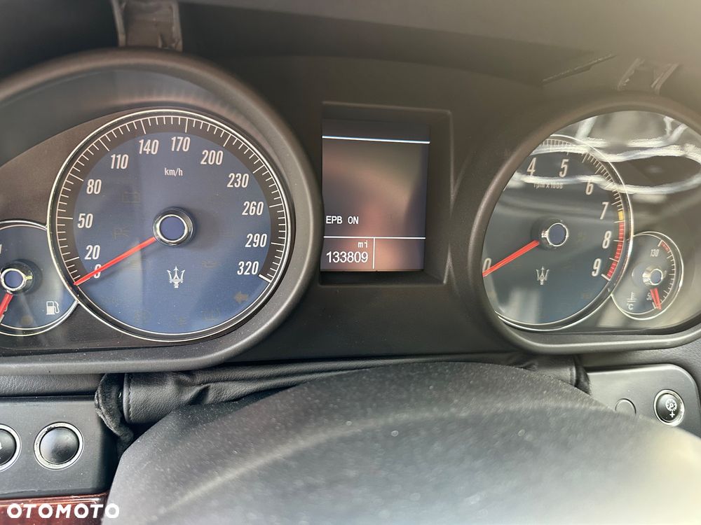 Maserati Quattroporte - 9