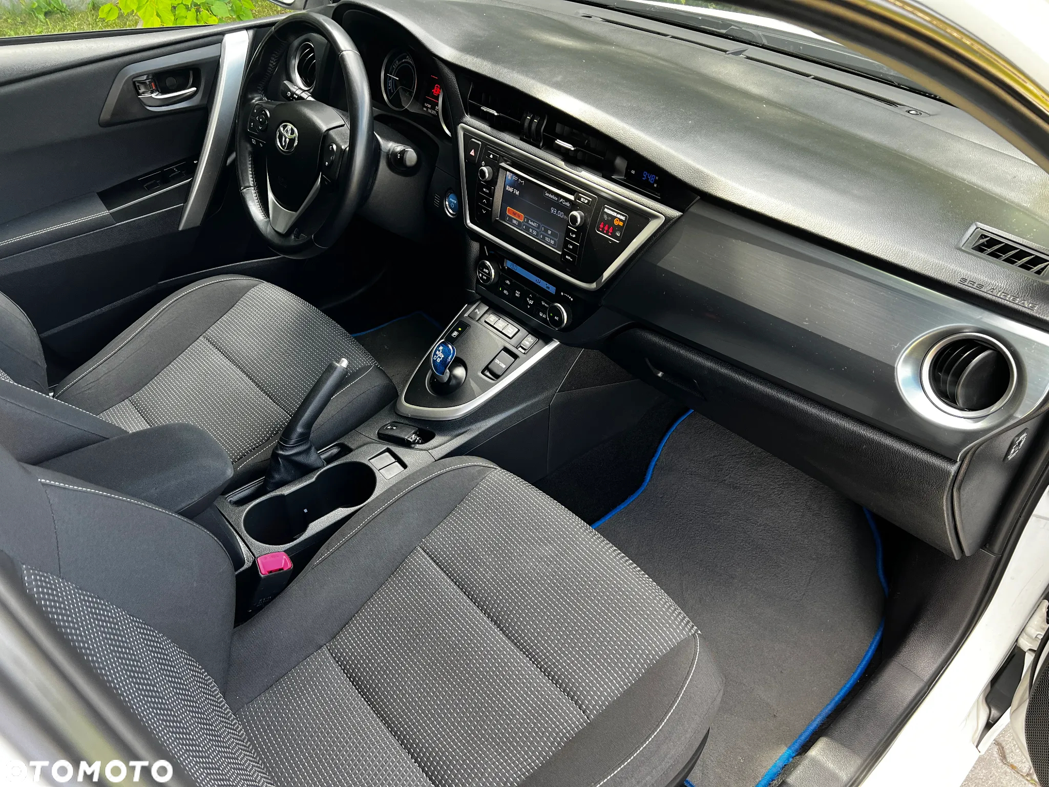 Toyota Auris 1.8 Hybrid Life - 14