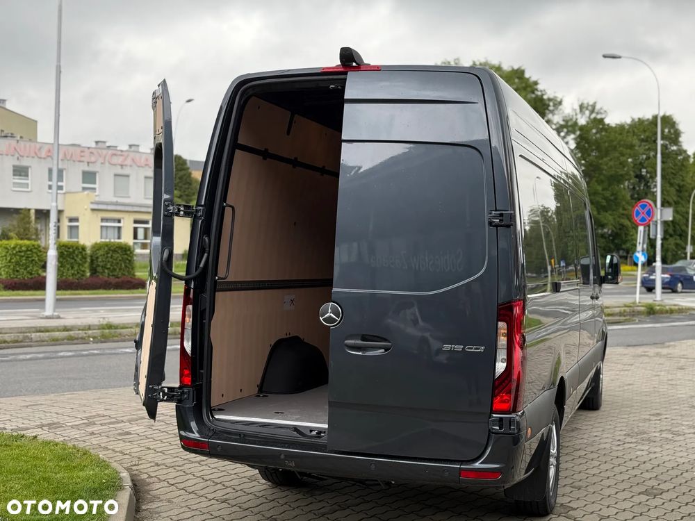 Mercedes-Benz Sprinter 319CDI - 3