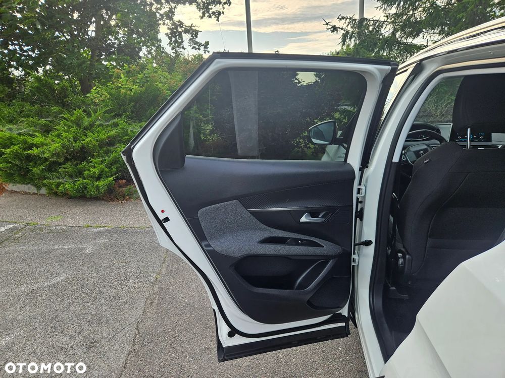Peugeot 3008 BlueHDi 120 Stop & Start Style - 38