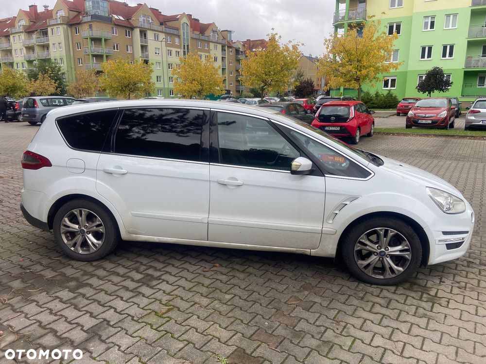 Ford S-Max - 10