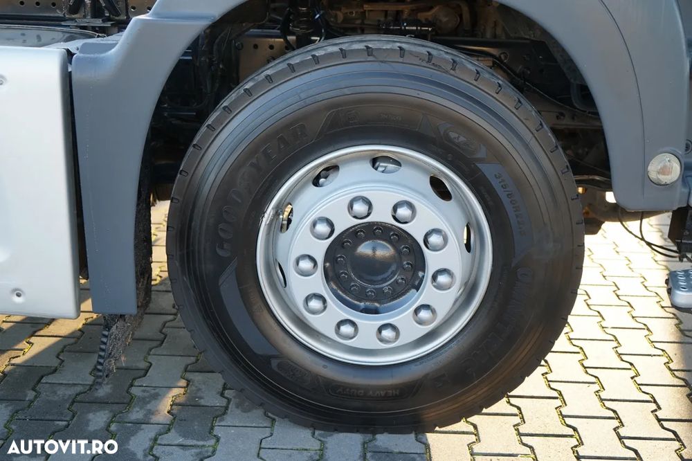 MAN TGS 26.440 / AUTOCARNIER / MARREL AL TAM 20U / 20 T / 6x2 / PUNTE DE DIRECȚIE RIDICABILĂ / ANVELOPE 100% / EURO 6 - 27