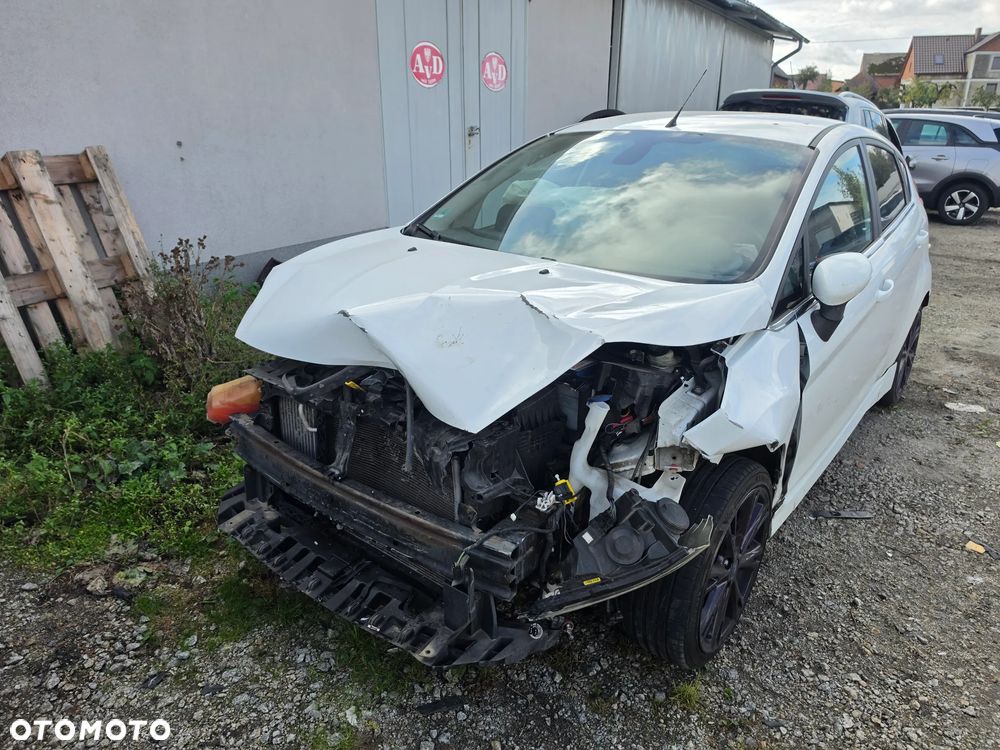 Ford Fiesta - 30