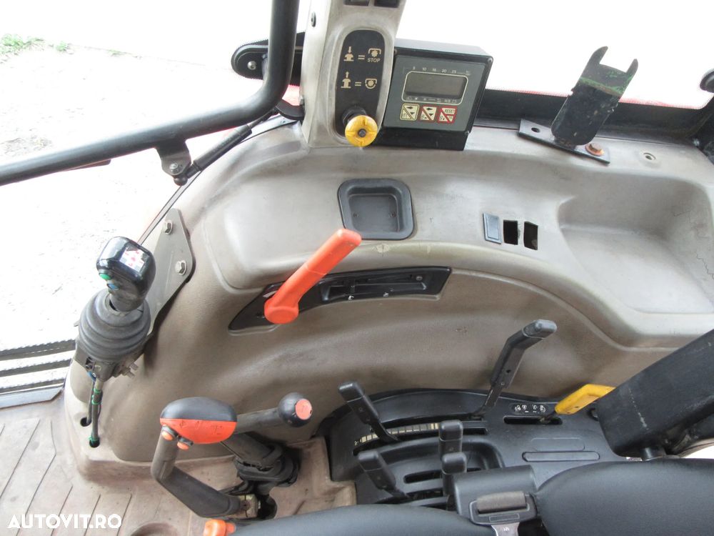 Case IH JX 80 - 18