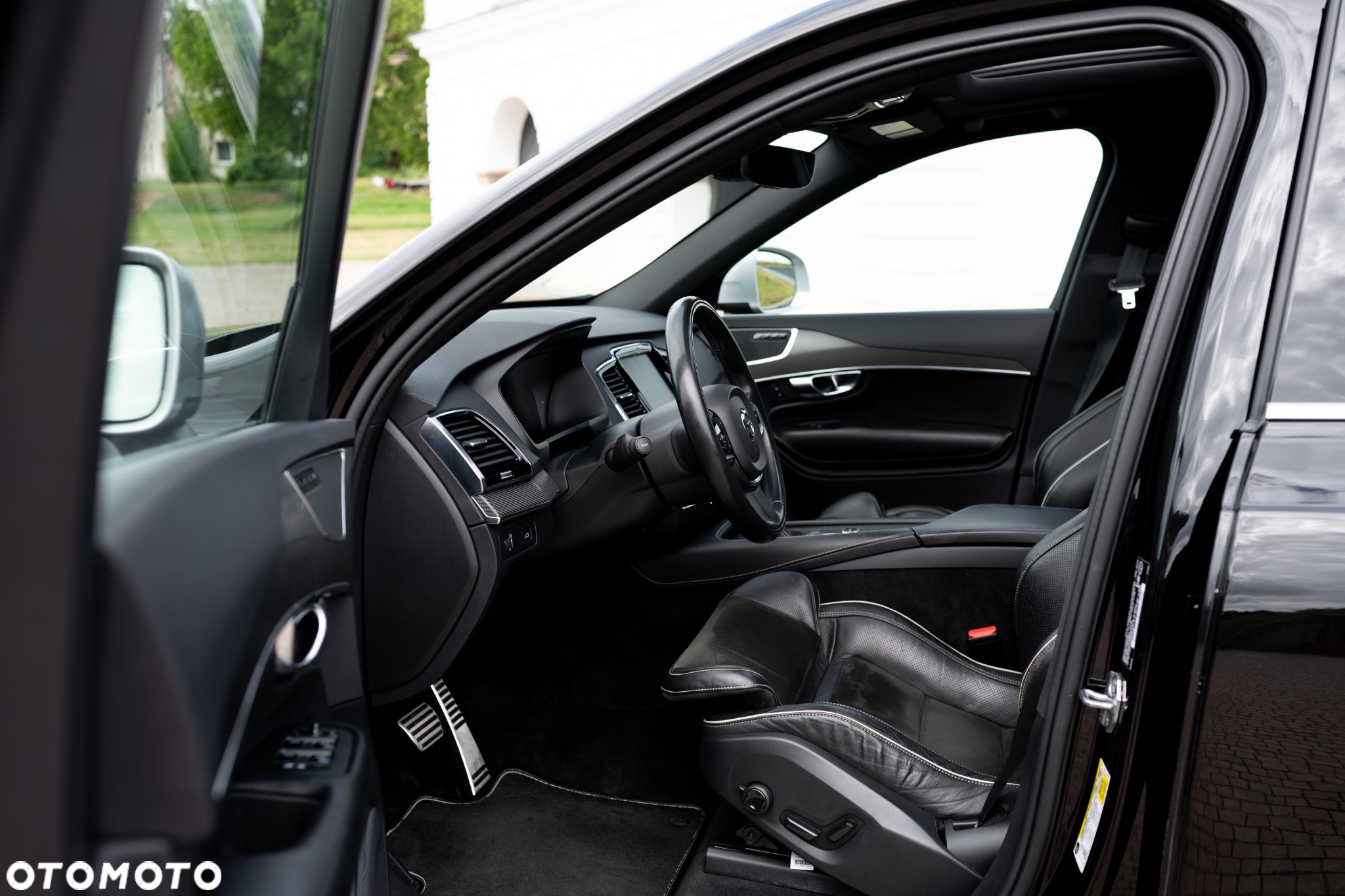 Volvo XC 90 T6 AWD R-Design 7os - 29
