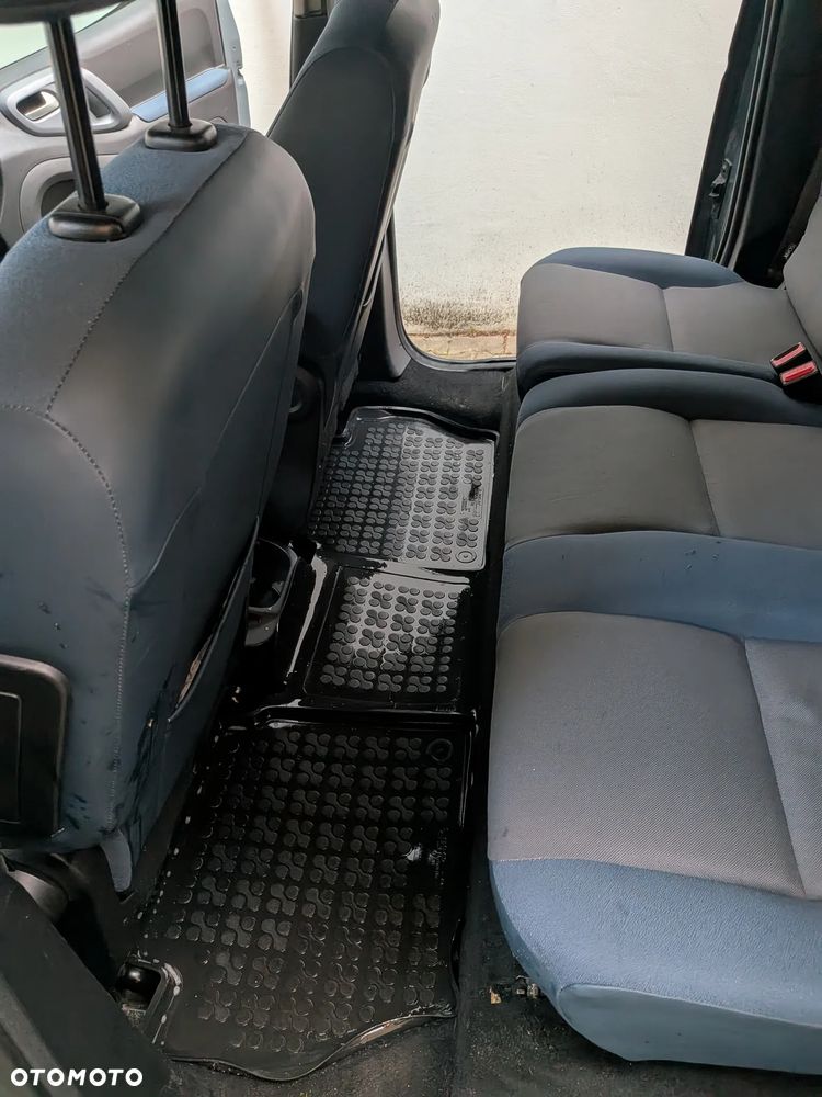 Citroën Berlingo 1.6 HDi Multispace Plus - 18