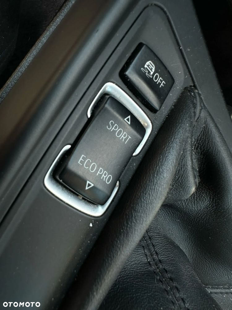 BMW Seria 1 116i Sport Line - 14