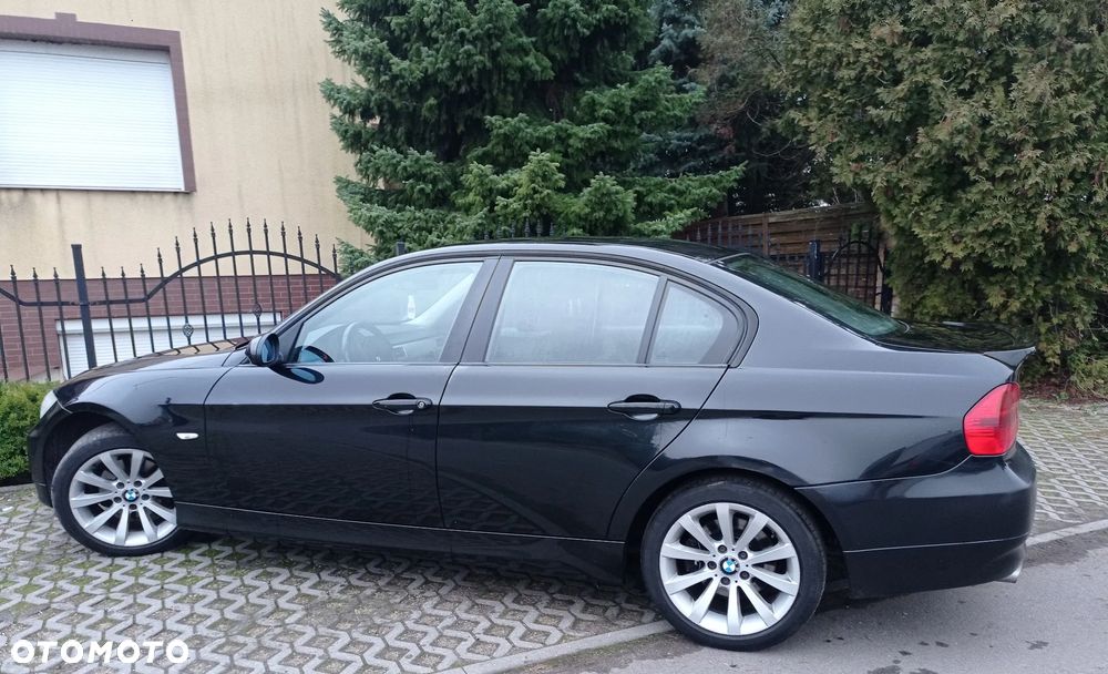 BMW Seria 3 318d - 5