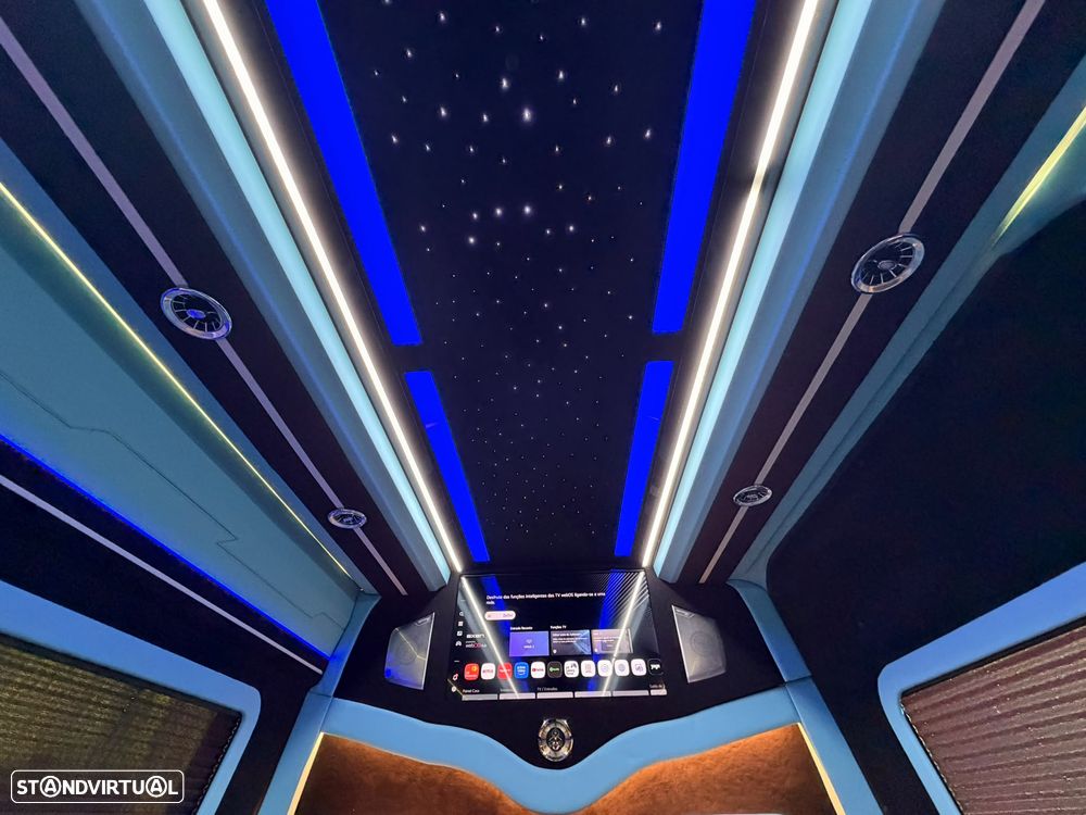 Mercedes-Benz Sprinter - 30