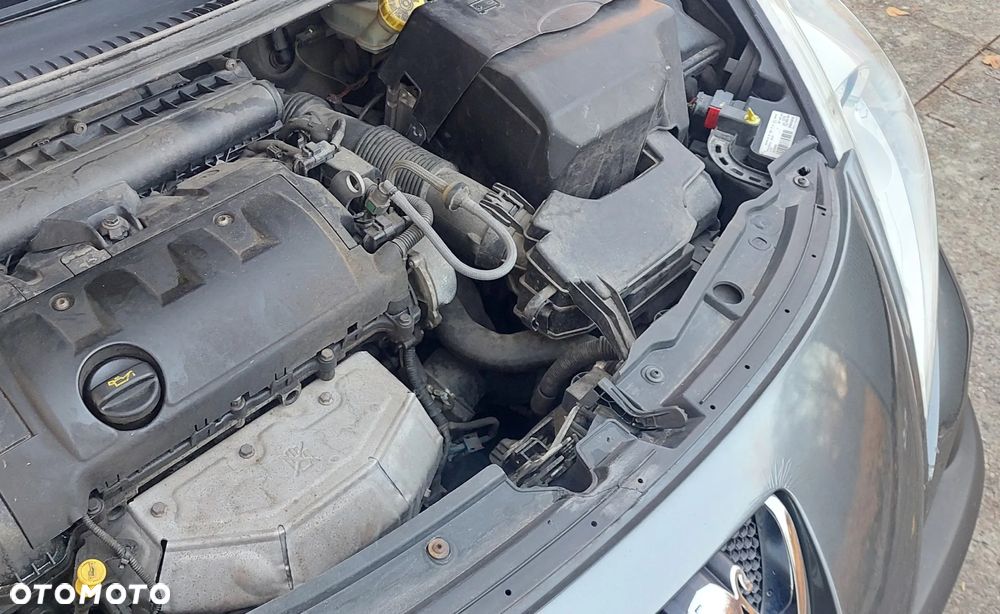 Peugeot 207 1.6 Premium - 14