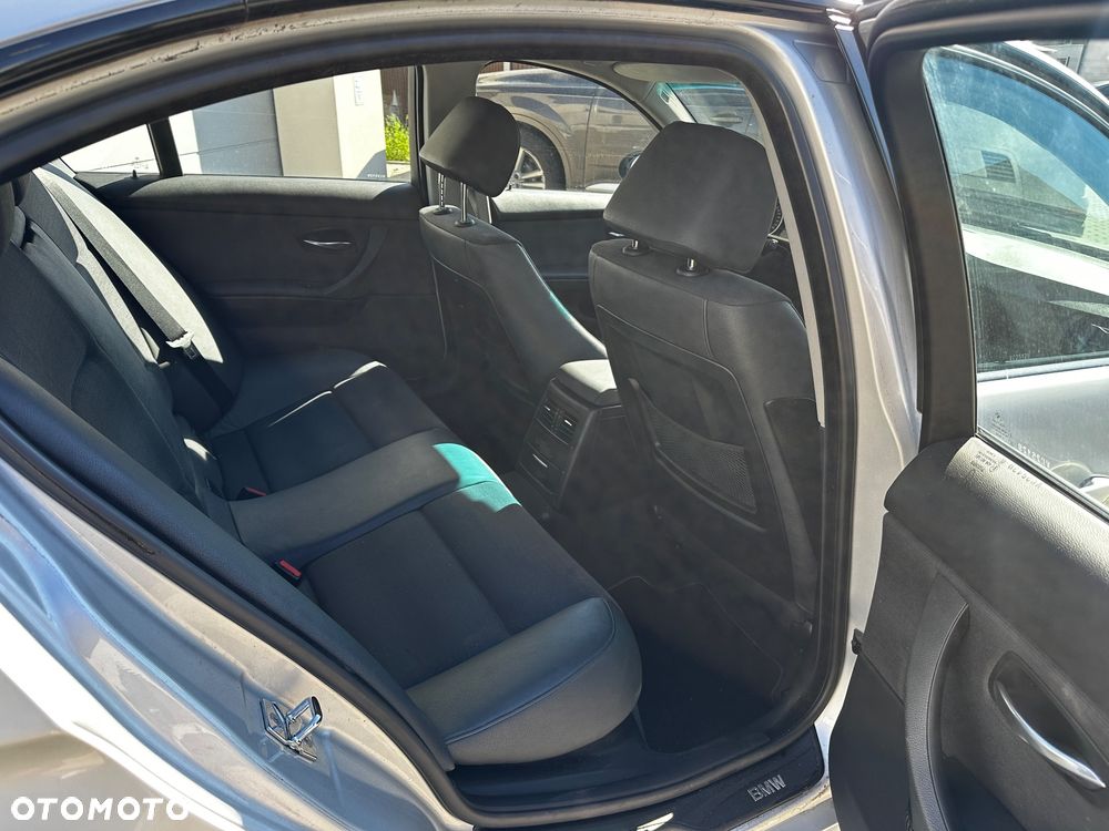 BMW Seria 3 335i - 9