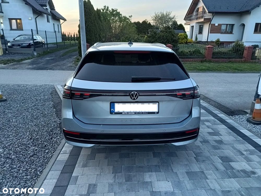 Volkswagen Passat - 7
