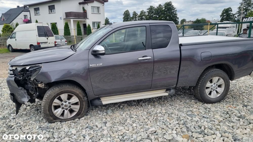 Toyota Hilux 4x4 Double Cab Executive - 10
