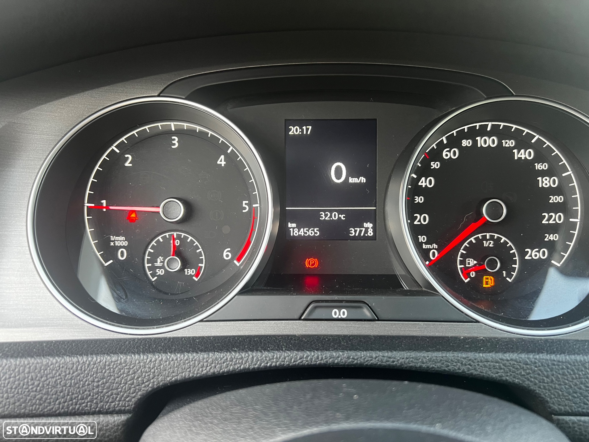 VW Golf 1.6 TDi Confortline - 10
