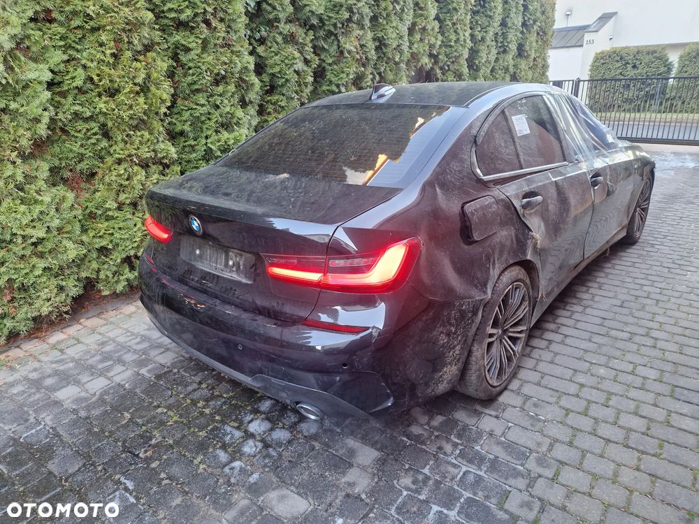 BMW Seria 3 320d Edition M Sport Shadow - 2