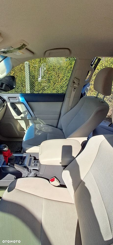 Toyota Land Cruiser LC 2.8 D-4D Prado - 6