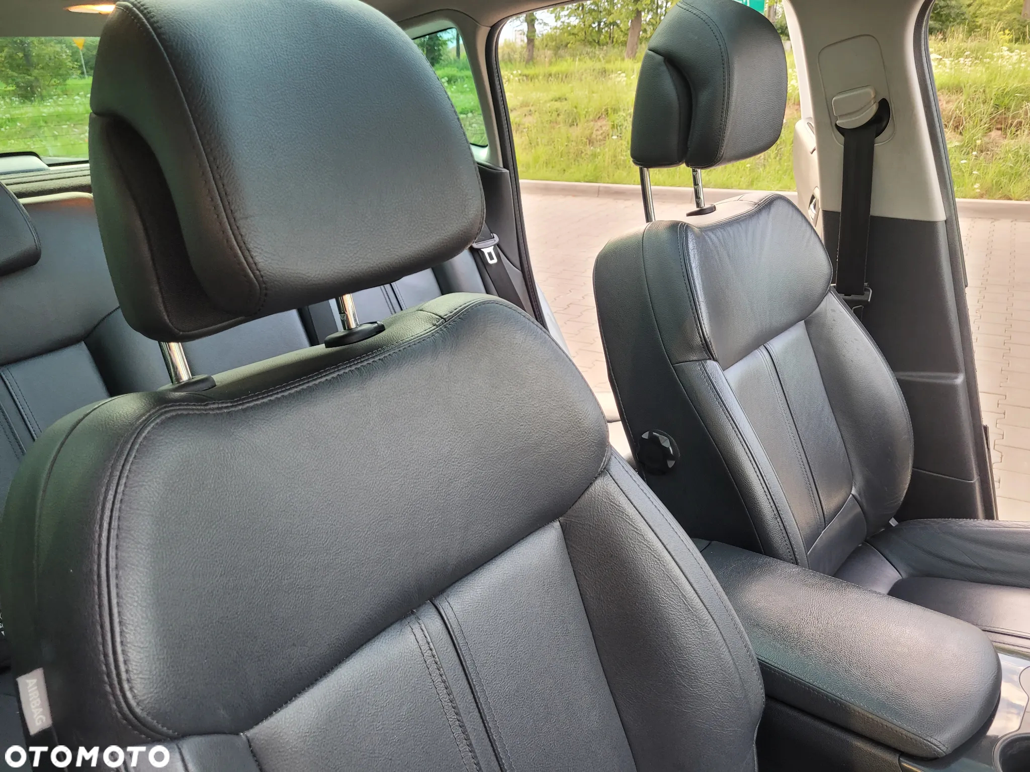 Peugeot 3008 HDi FAP 165 Automatik Allure - 26