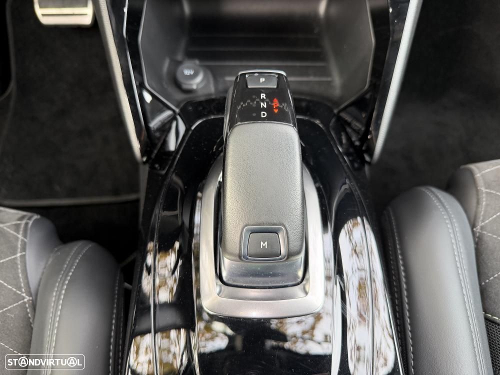 Peugeot 2008 1.2 PureTech GT Pack EAT8 - 28