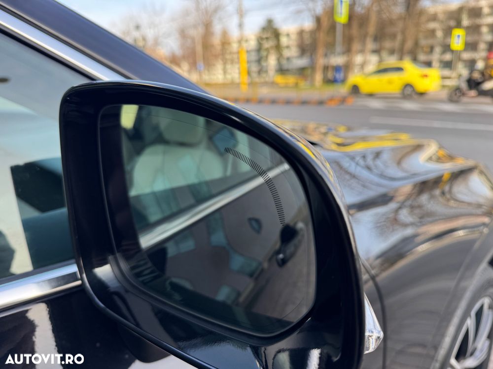 Volvo XC 60 B4 D AWD Geartronic Inscription - 37