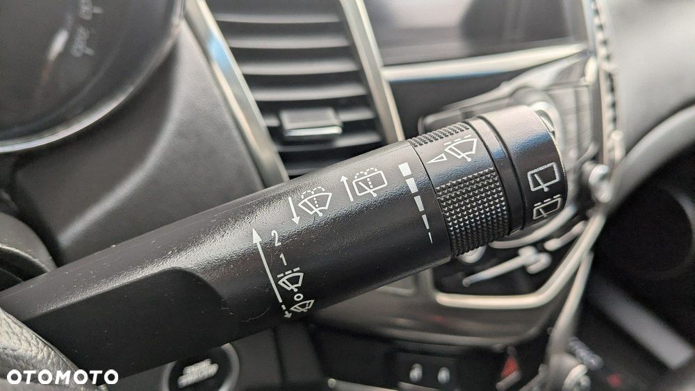 Chevrolet Cruze - 34