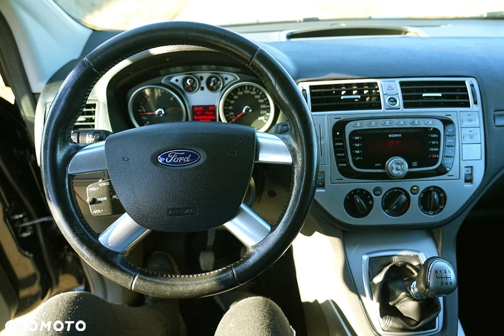Ford Kuga 2.0 TDCi 2x4 Champions Edition - 18