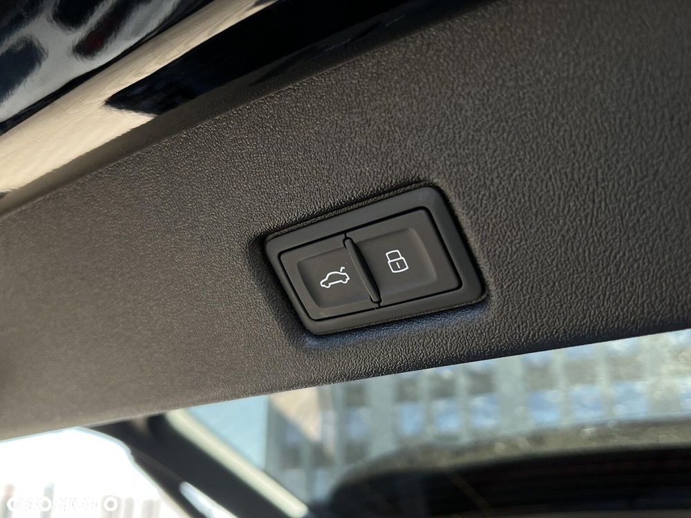 Audi Q5 Sportback - 15