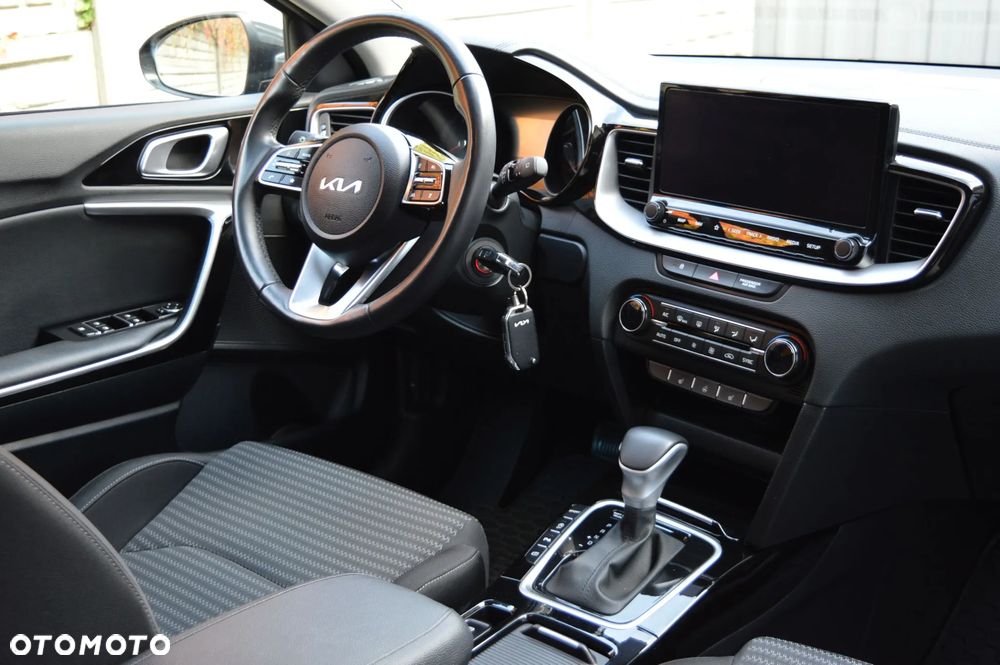 Kia Ceed 1.5 T-GDI Business Line Plus DCT - 15