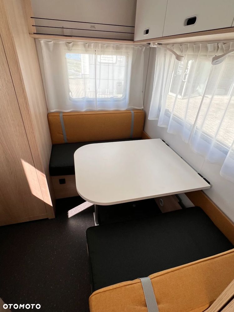 Adria Aviva 400 PS - 9