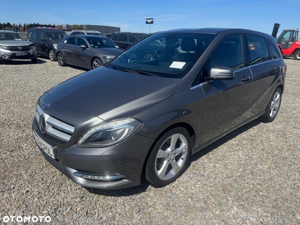 Mercedes-Benz Klasa B 220 d 7G-DCT AMG Line - 3