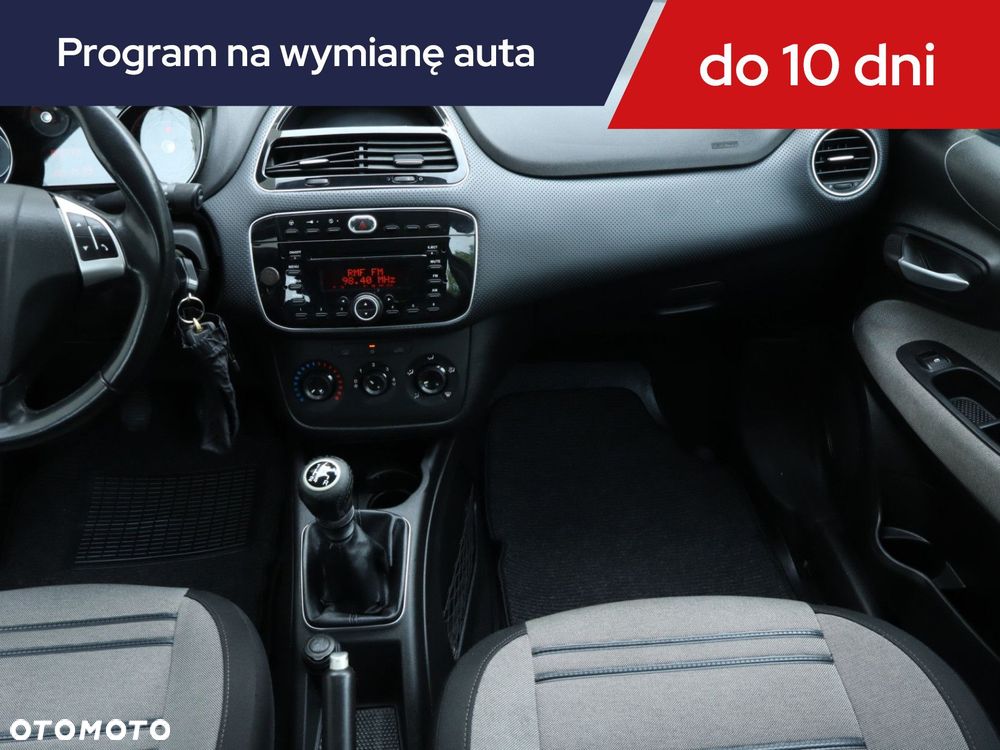 Fiat Punto 2012 - 10