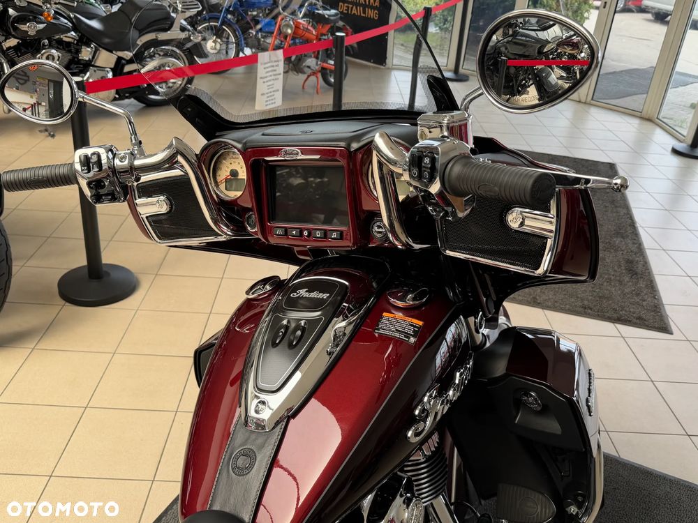 Indian Roadmaster - 24