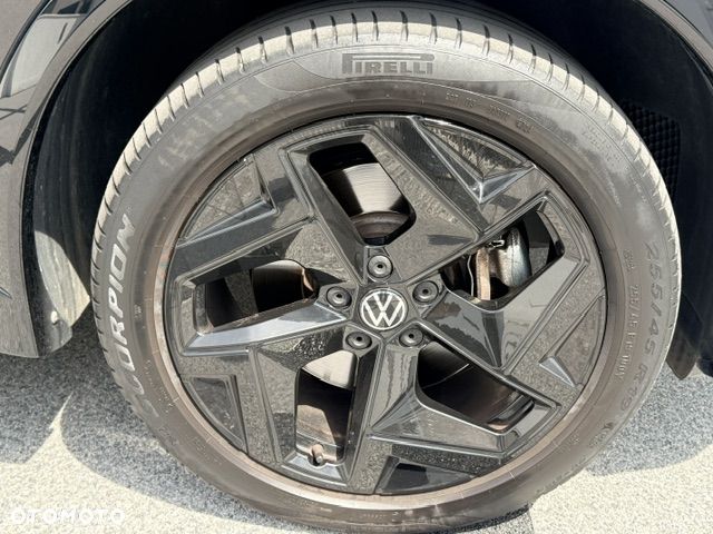 Volkswagen Tiguan - 10