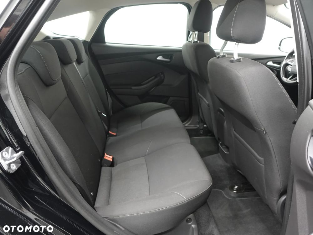 Ford Focus 1.0 EcoBoost 99g Titanium - 23