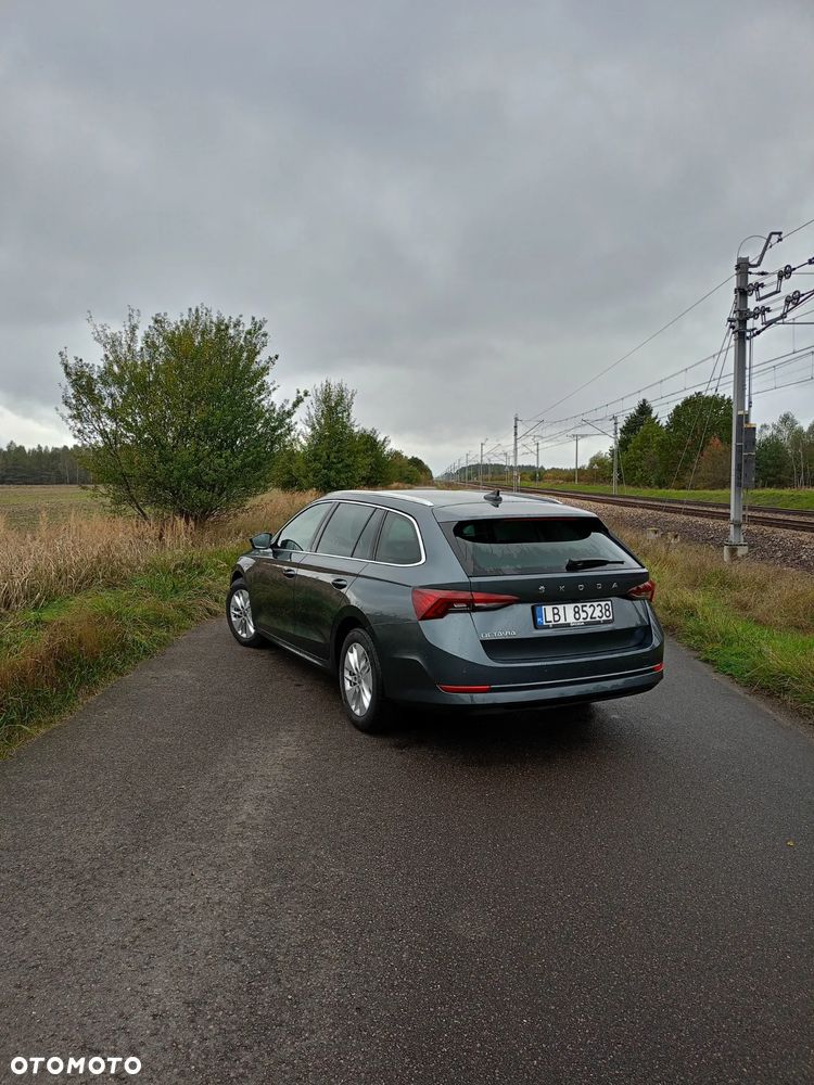 Skoda Octavia 2.0 TDI Ambition - 2